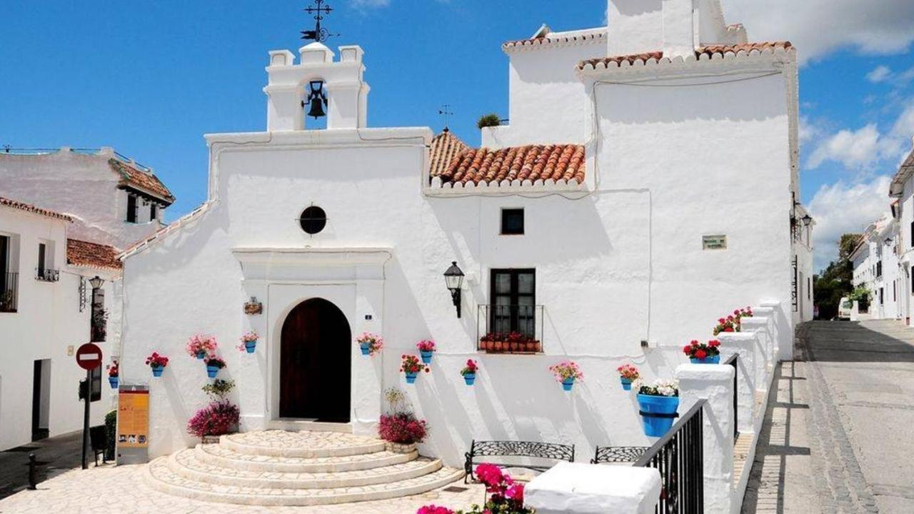 Piso De La Ermita Apartment Михас Екстериор снимка